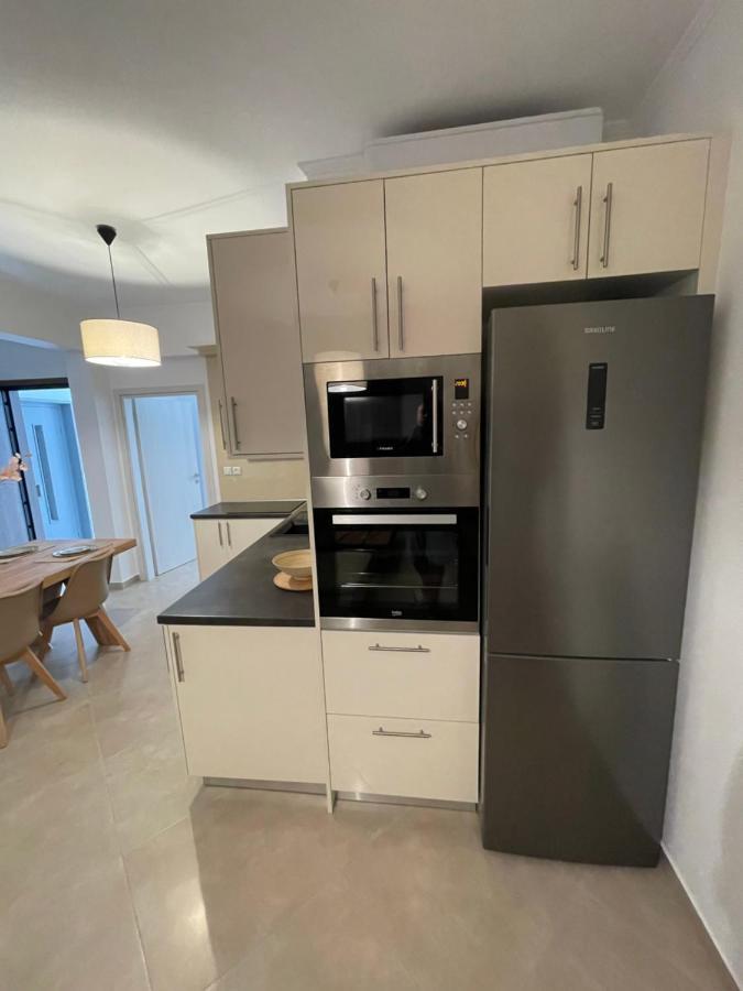 Agora Luxury Apartment 1 Loutraki  Exterior photo